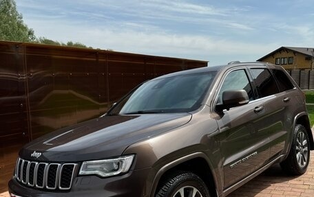 Jeep Grand Cherokee, 2017 год, 2 750 000 рублей, 7 фотография
