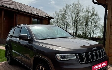 Jeep Grand Cherokee, 2017 год, 2 750 000 рублей, 4 фотография