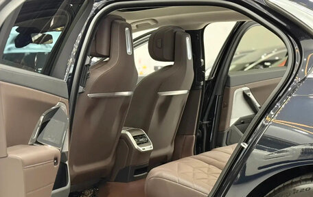 BMW 7 серия, 2024 год, 10 963 000 рублей, 6 фотография