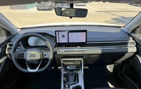 Geely Emgrand, 2024 год, 2 592 990 рублей, 18 фотография