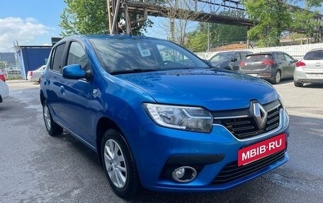 Renault Sandero II рестайлинг, 2018 год, 899 000 рублей, 2 фотография