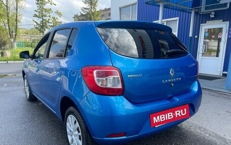 Renault Sandero II рестайлинг, 2018 год, 899 000 рублей, 3 фотография