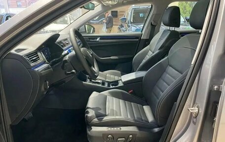 Skoda Superb III рестайлинг, 2025 год, 4 600 000 рублей, 11 фотография