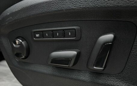 Volkswagen Multivan T6 рестайлинг, 2018 год, 4 910 000 рублей, 11 фотография