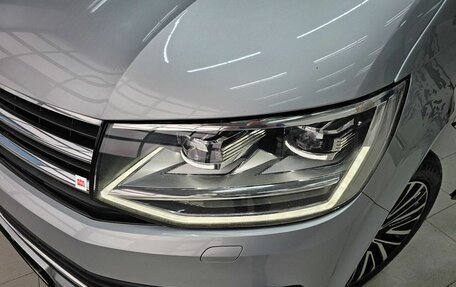Volkswagen Multivan T6 рестайлинг, 2018 год, 4 910 000 рублей, 15 фотография