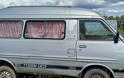 Toyota Town Ace III, 1982 год, 190 000 рублей, 1 фотография