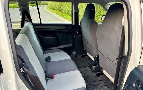 Toyota Probox I, 2010 год, 795 000 рублей, 23 фотография