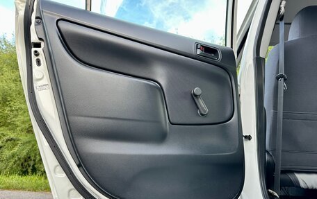Toyota Probox I, 2010 год, 795 000 рублей, 26 фотография