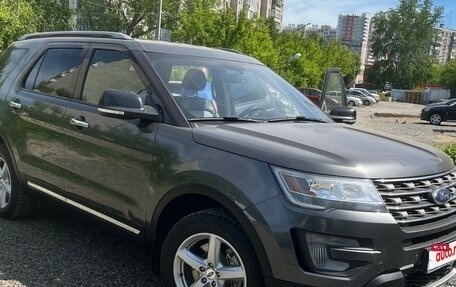 Ford Explorer VI, 2018 год, 3 200 000 рублей, 4 фотография
