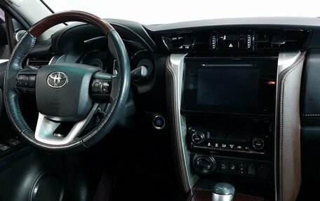 Toyota Fortuner II, 2019 год, 3 188 000 рублей, 12 фотография