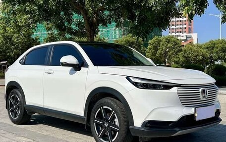 Honda Vezel, 2022 год, 1 610 000 рублей, 3 фотография