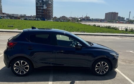 Mazda Demio IV, 2018 год, 1 500 000 рублей, 3 фотография