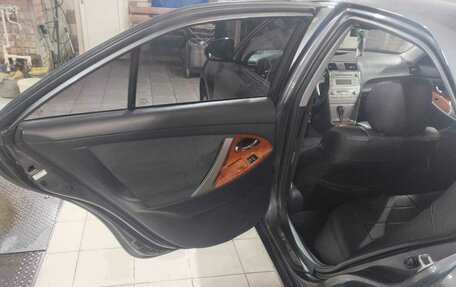 Toyota Camry, 2010 год, 1 320 000 рублей, 2 фотография