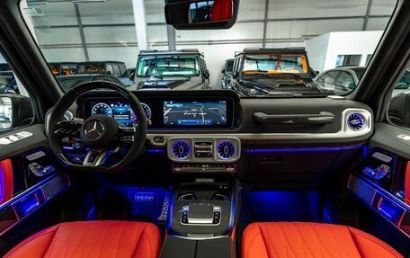 Mercedes-Benz G-Класс AMG, 2025 год, 49 000 000 рублей, 15 фотография