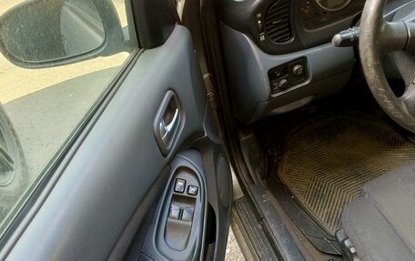 Nissan Almera, 2005 год, 400 000 рублей, 4 фотография