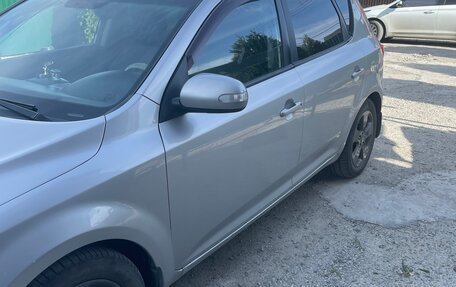 KIA cee'd I рестайлинг, 2011 год, 840 000 рублей, 3 фотография