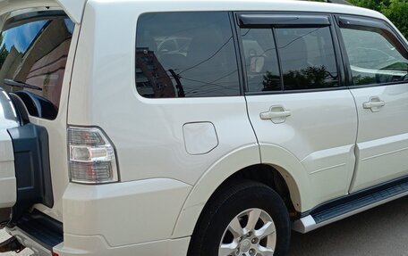 Mitsubishi Pajero IV, 2014 год, 2 200 000 рублей, 4 фотография