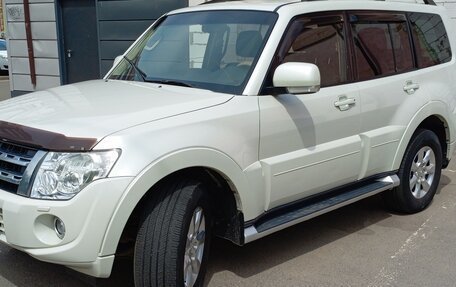 Mitsubishi Pajero IV, 2014 год, 2 200 000 рублей, 2 фотография