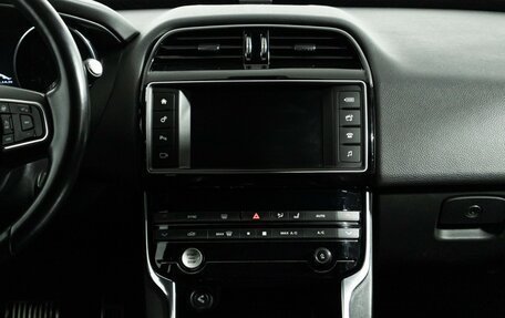 Jaguar XE I рестайлинг, 2016 год, 1 979 010 рублей, 14 фотография
