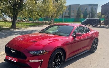 Ford Mustang VI рестайлинг, 2020 год, 3 750 000 рублей, 2 фотография