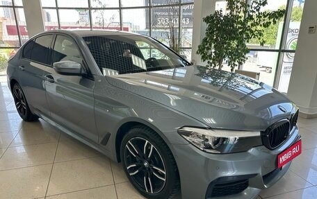 BMW 5 серия, 2018 год, 3 650 000 рублей, 3 фотография