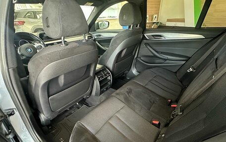 BMW 5 серия, 2018 год, 3 650 000 рублей, 13 фотография