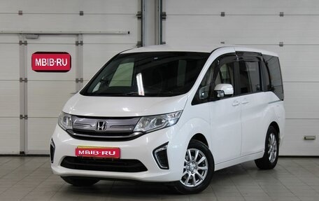 Honda Stepwgn IV, 2015 год, 1 760 000 рублей, 1 фотография