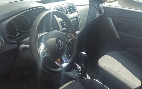 Renault Logan II, 2020 год, 920 000 рублей, 9 фотография