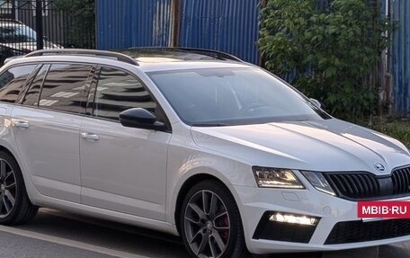 Skoda Octavia RS, 2019 год, 2 980 000 рублей, 5 фотография