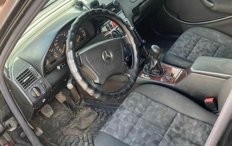 Mercedes-Benz C-Класс, 1999 год, 270 000 рублей, 5 фотография