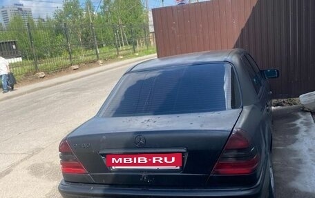Mercedes-Benz C-Класс, 1999 год, 270 000 рублей, 2 фотография