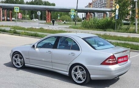Mercedes-Benz C-Класс, 2005 год, 990 000 рублей, 5 фотография