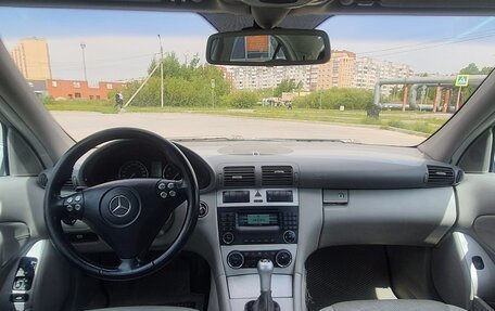 Mercedes-Benz C-Класс, 2005 год, 990 000 рублей, 13 фотография
