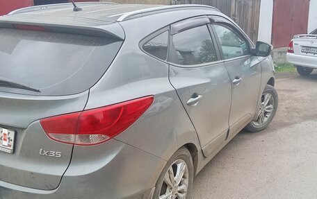 Hyundai ix35 I рестайлинг, 2012 год, 1 300 000 рублей, 5 фотография