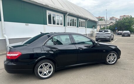 Mercedes-Benz E-Класс, 2012 год, 1 400 000 рублей, 3 фотография