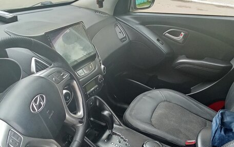Hyundai ix35 I рестайлинг, 2012 год, 1 300 000 рублей, 7 фотография
