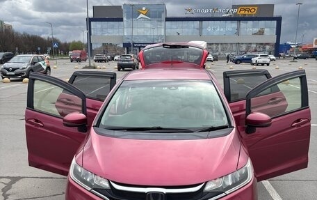 Honda Fit III, 2018 год, 1 200 000 рублей, 2 фотография