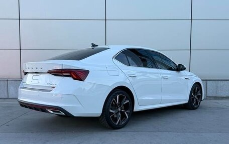 Skoda Octavia IV, 2022 год, 2 200 000 рублей, 3 фотография
