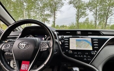 Toyota Camry, 2019 год, 3 000 000 рублей, 8 фотография