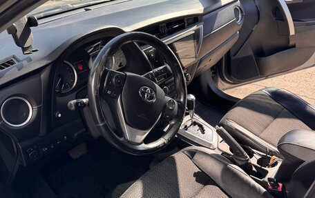 Toyota Auris II, 2013 год, 1 550 000 рублей, 23 фотография