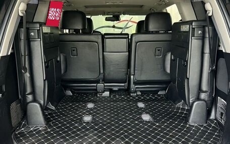Toyota Land Cruiser 200, 2011 год, 3 100 000 рублей, 11 фотография