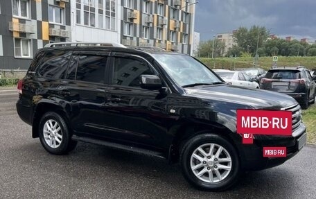 Toyota Land Cruiser 200, 2011 год, 3 100 000 рублей, 4 фотография