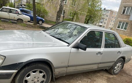 Mercedes-Benz E-Класс, 1992 год, 500 000 рублей, 7 фотография