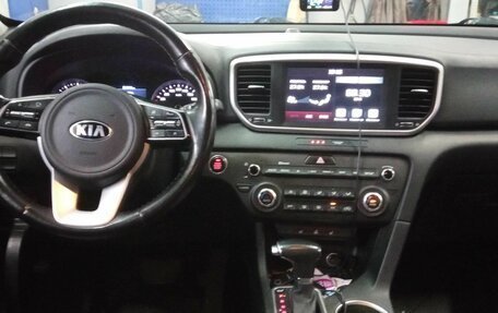 KIA Sportage IV рестайлинг, 2020 год, 2 250 000 рублей, 5 фотография