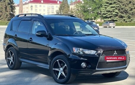 Mitsubishi Outlander III рестайлинг 3, 2011 год, 1 235 000 рублей, 2 фотография