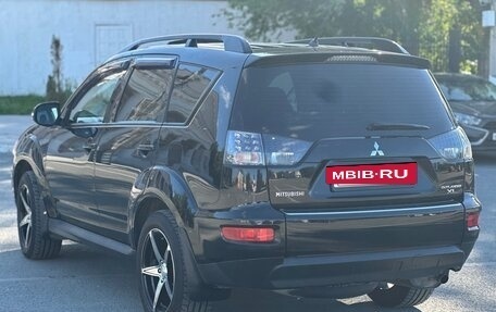 Mitsubishi Outlander III рестайлинг 3, 2011 год, 1 235 000 рублей, 8 фотография