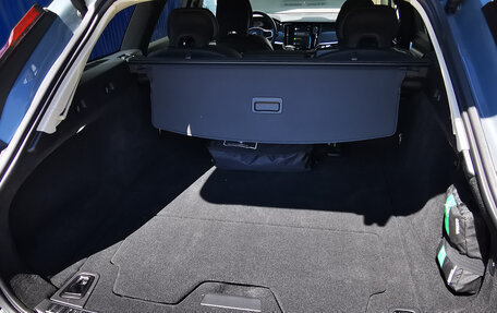 Volvo V90 Cross Country I рестайлинг, 2022 год, 5 500 000 рублей, 25 фотография