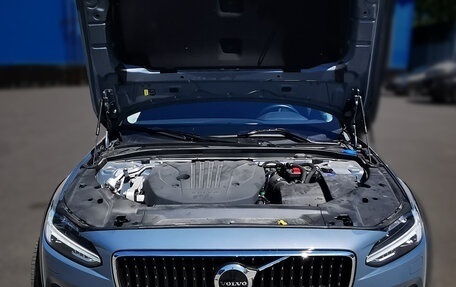 Volvo V90 Cross Country I рестайлинг, 2022 год, 5 500 000 рублей, 10 фотография