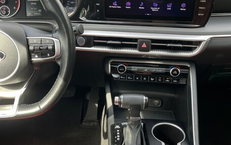 KIA K5, 2021 год, 2 800 000 рублей, 15 фотография