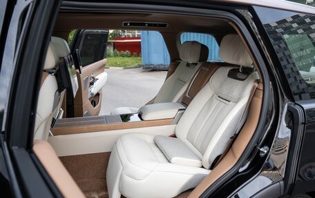 Land Rover Range Rover IV рестайлинг, 2024 год, 31 400 000 рублей, 32 фотография